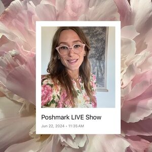 Like this to be notified of @LEESHALOVE88 LIVE Shows!!